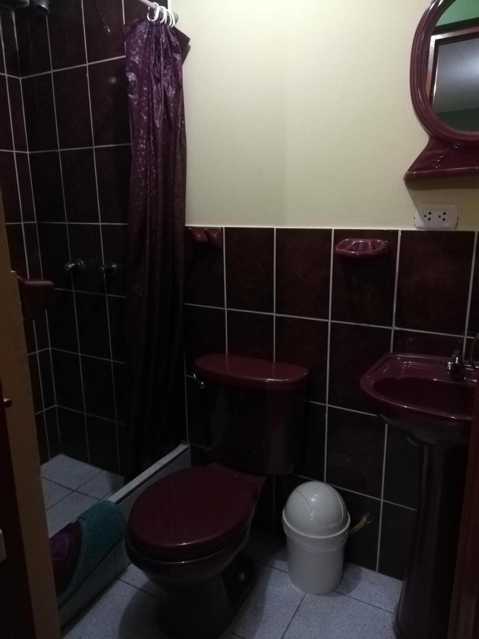 Scheler Artizon Trek'S House Hostel อัวรัซ ภายนอก รูปภาพ