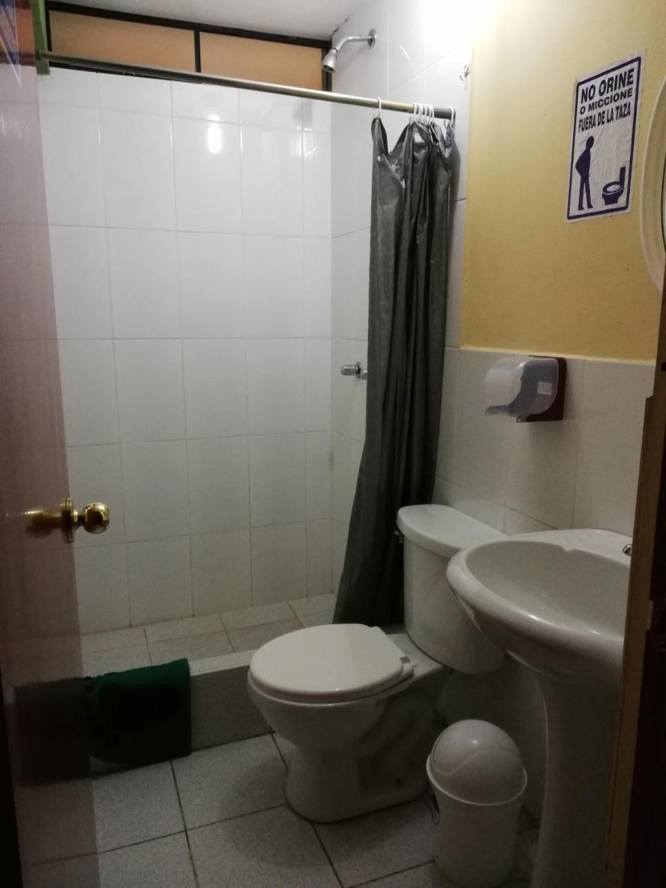 Scheler Artizon Trek'S House Hostel อัวรัซ ภายนอก รูปภาพ
