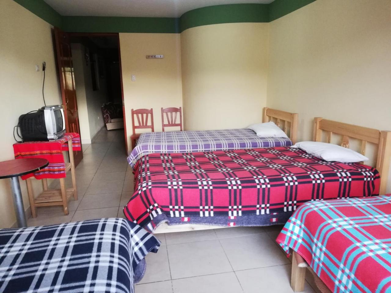 Scheler Artizon Trek'S House Hostel อัวรัซ ภายนอก รูปภาพ